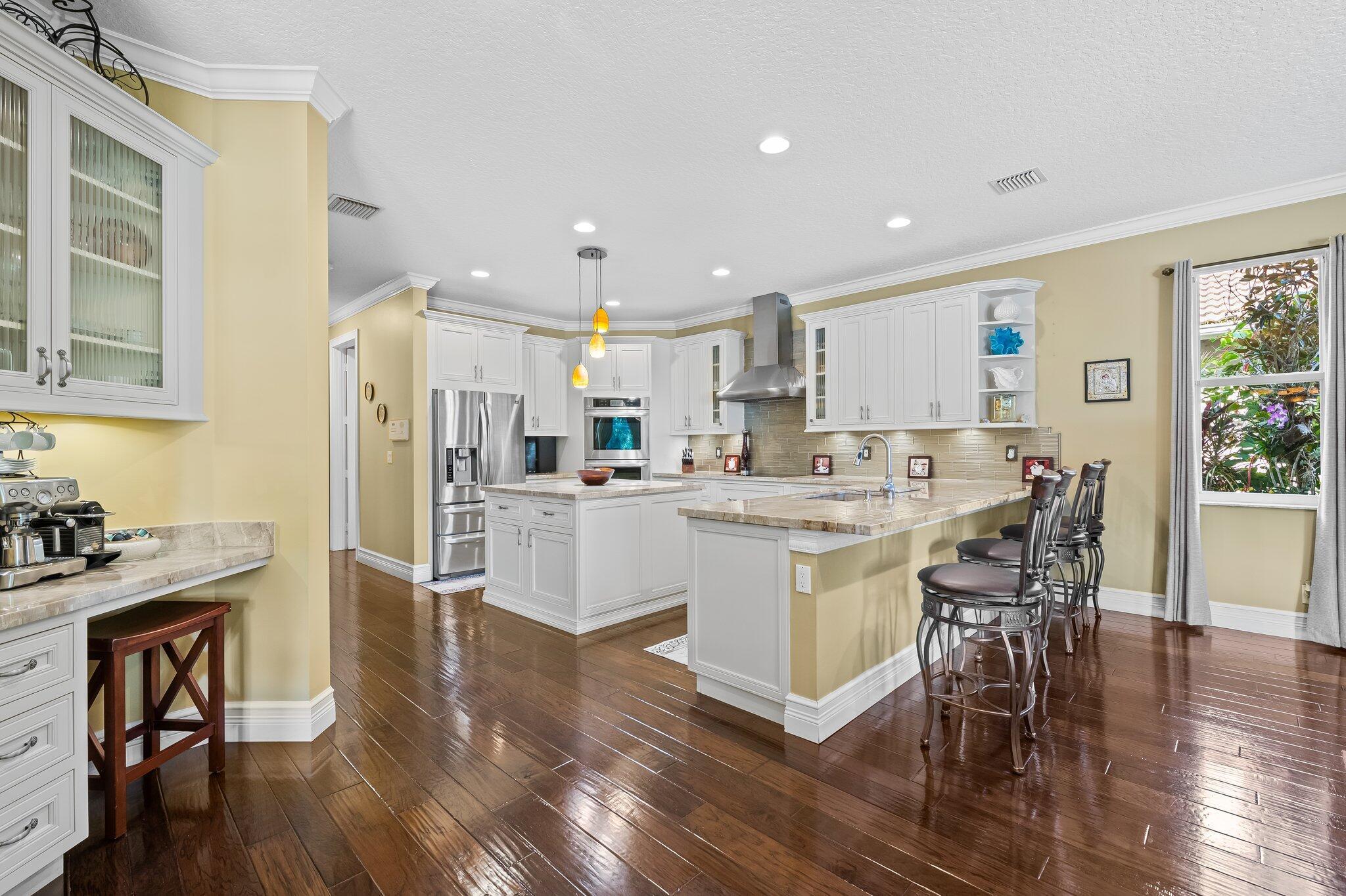 BOCA FALLS - THE ESTATES - Residential