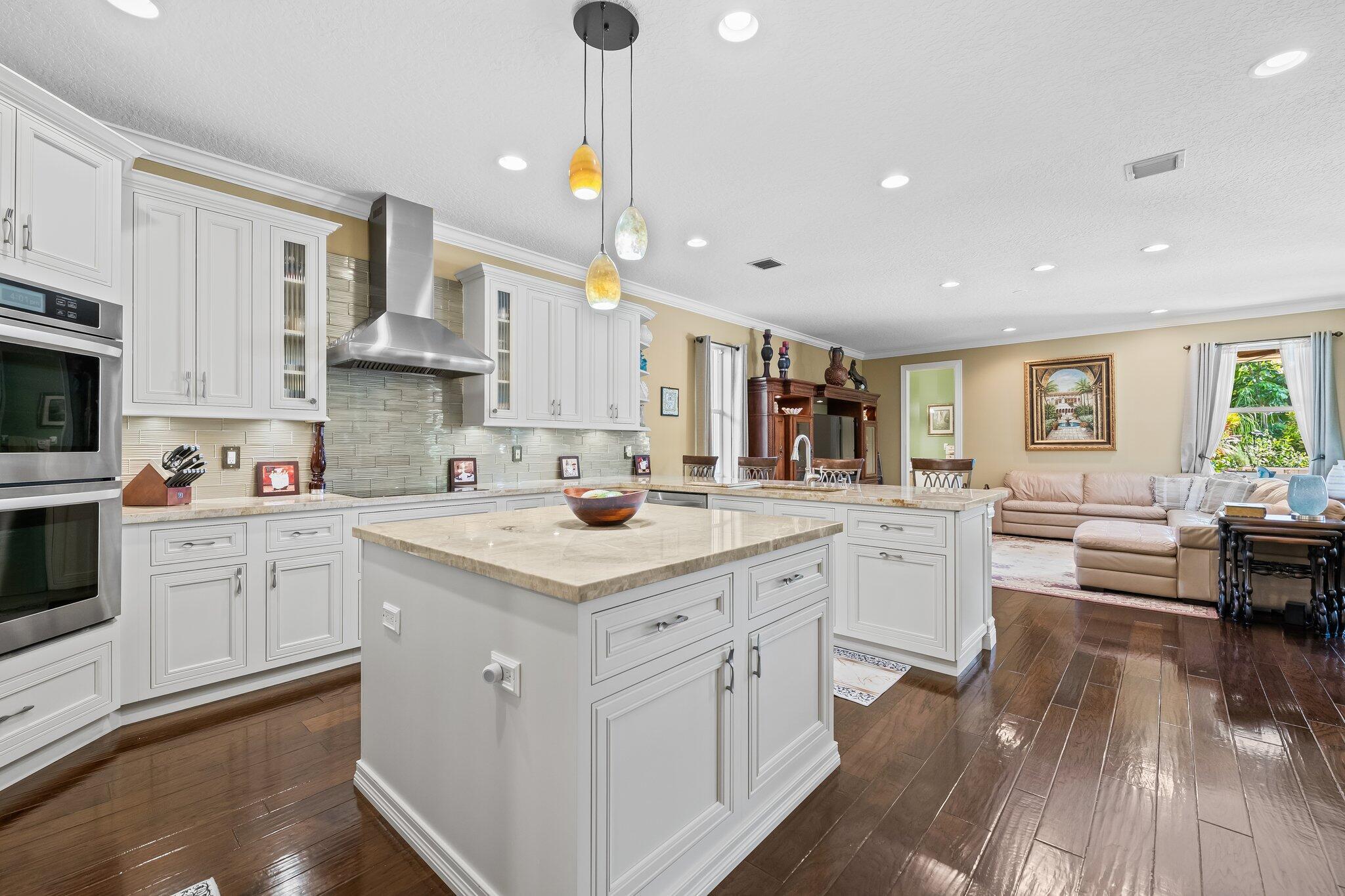 BOCA FALLS - THE ESTATES - Residential