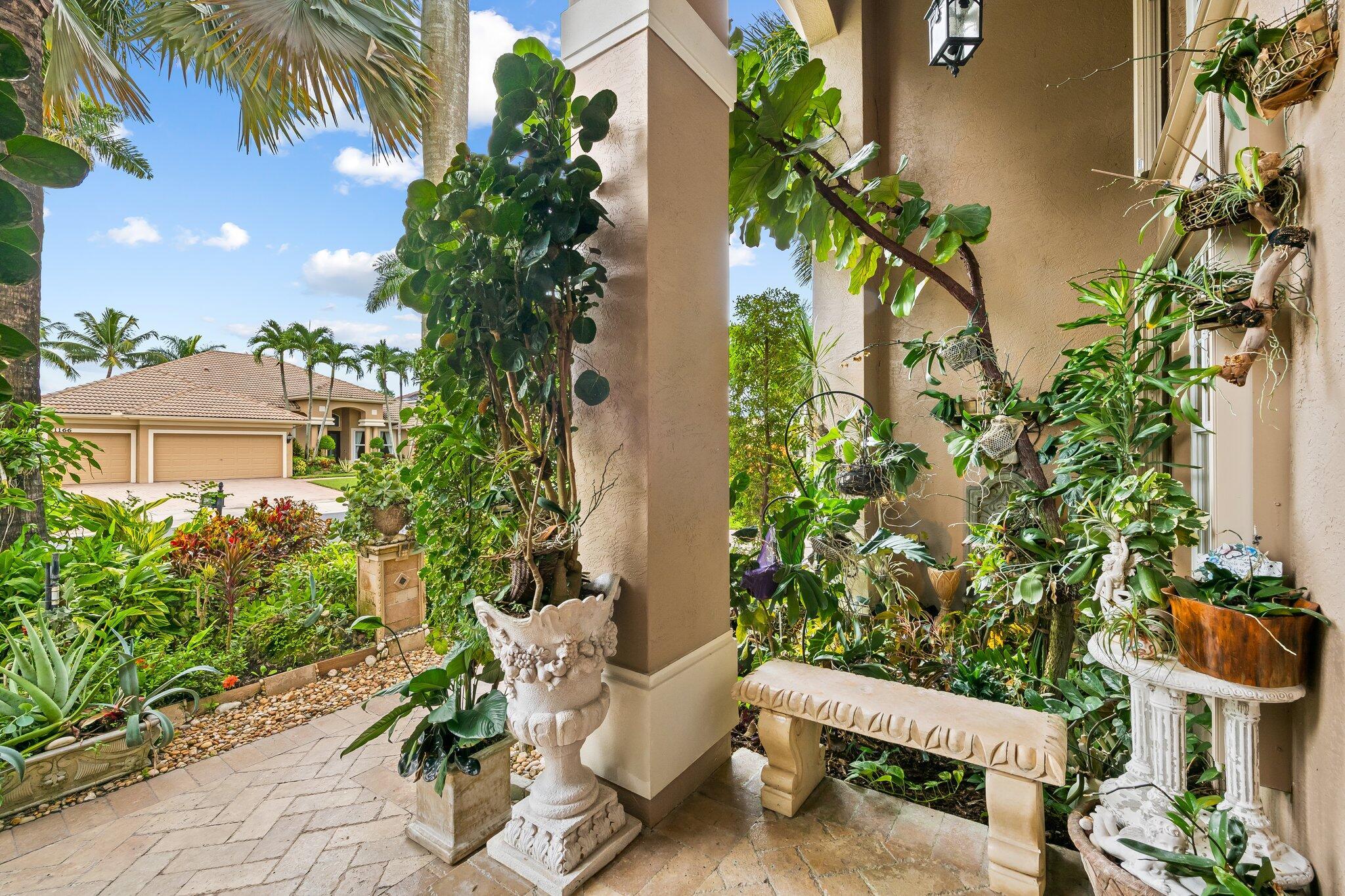 BOCA FALLS - THE ESTATES - Residential