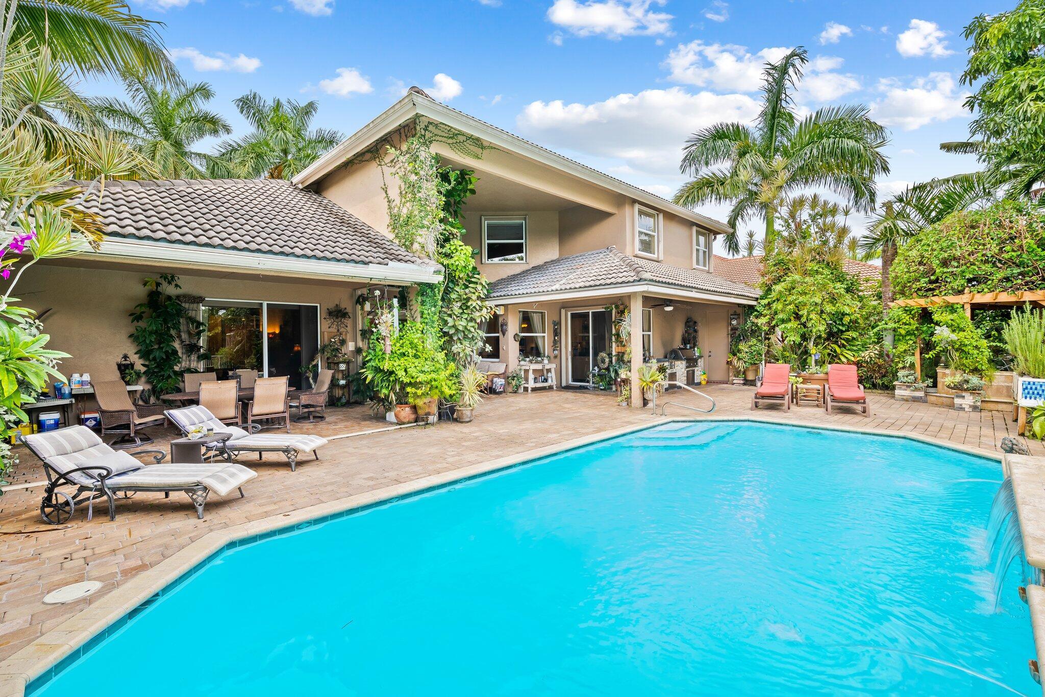 BOCA FALLS - THE ESTATES - Residential
