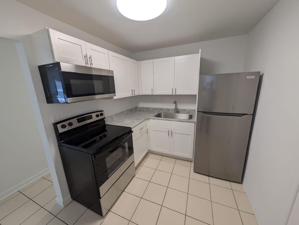 Photo of 1227 NE 11th Avenue #2, Fort Lauderdale, FL 33304 (MLS # F10503377)