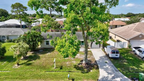 A home in Port St Lucie