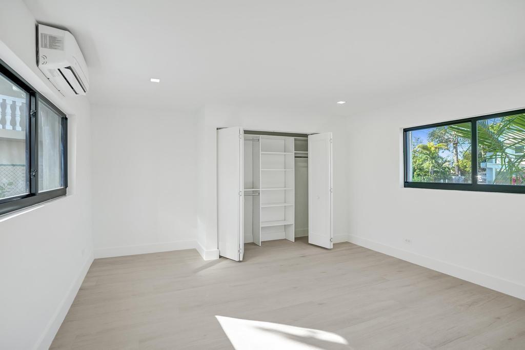 SANTA BARBARA SHORES - Residential Lease