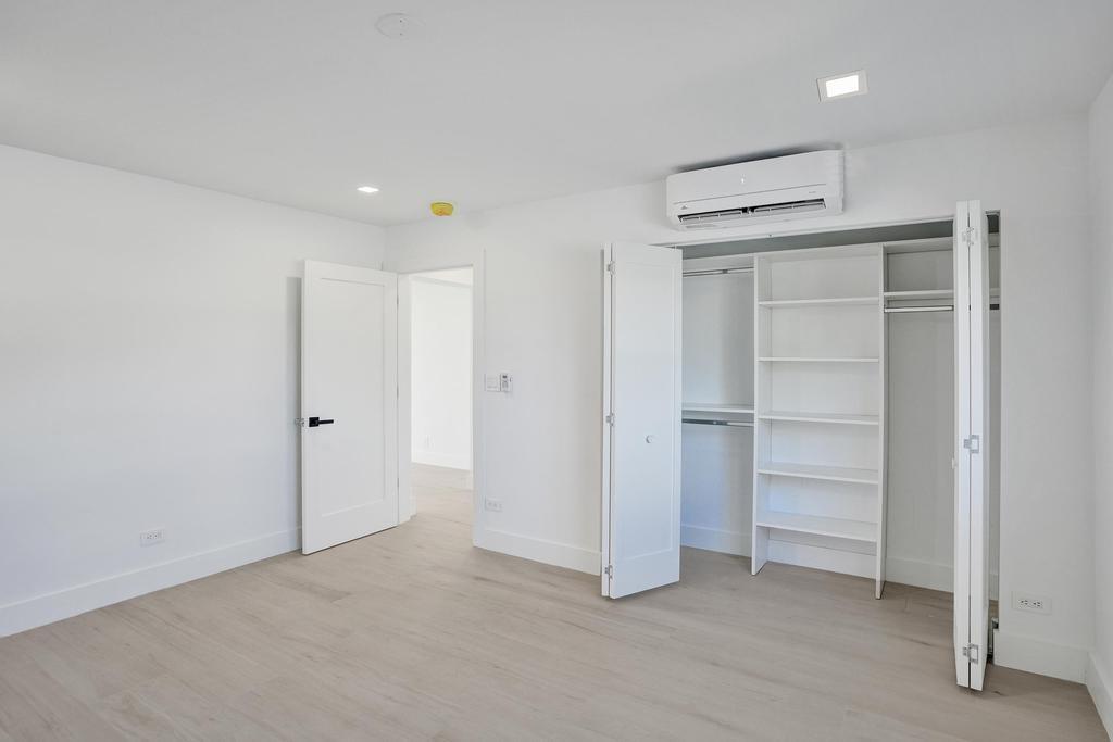 SANTA BARBARA SHORES - Residential Lease