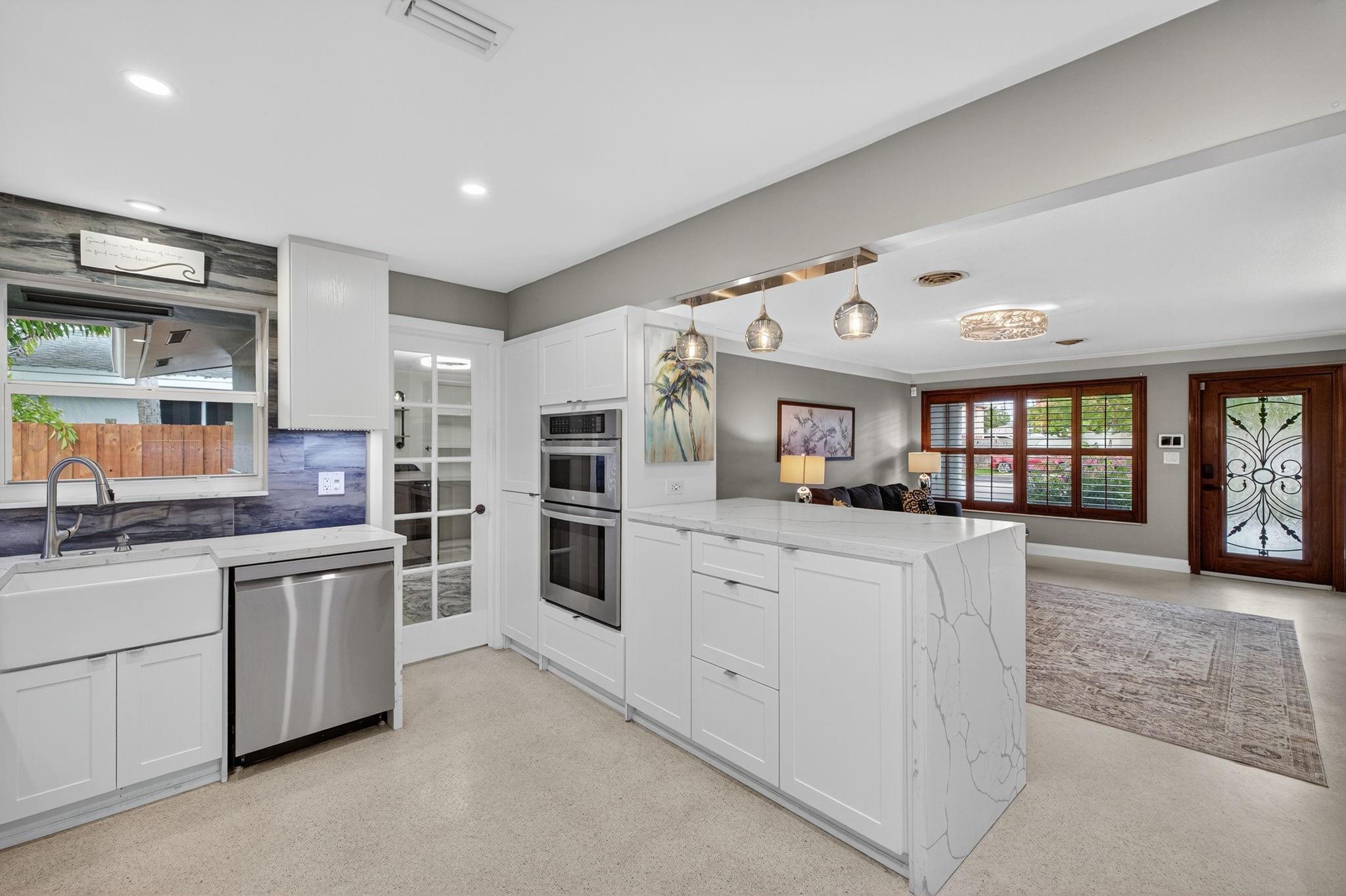 Max Swartz Sub 10-19 B - Residential Lease