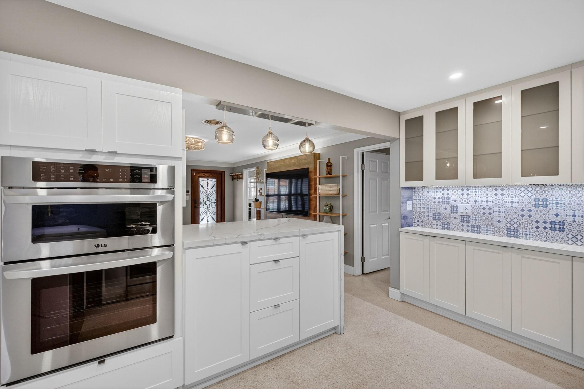 Max Swartz Sub 10-19 B - Residential Lease