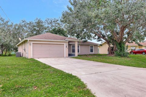 A home in Port St Lucie