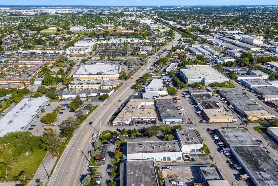 4800 N Dixie Highway