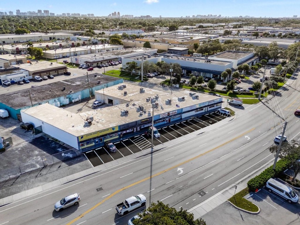 4800 N Dixie Highway