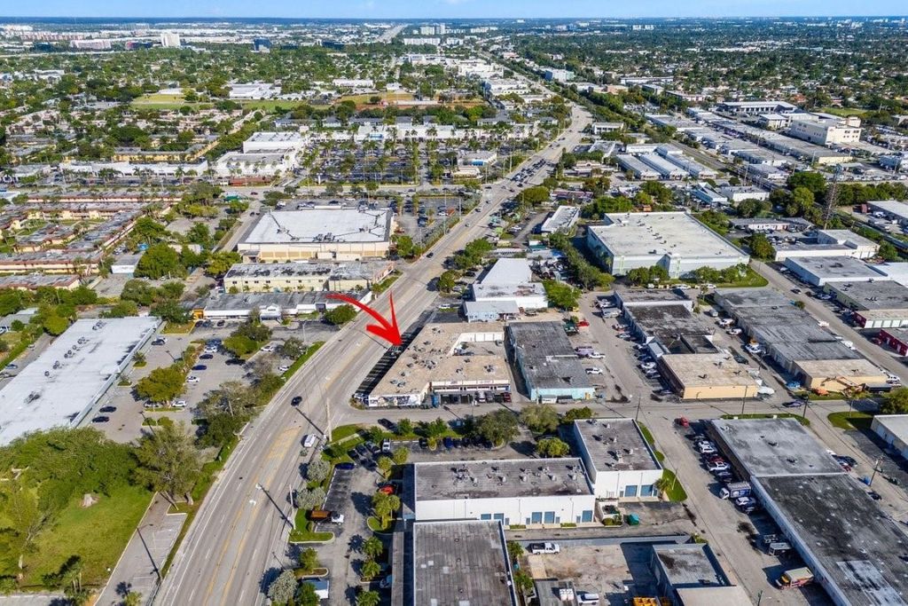 Photo of 4800 N Dixie Highway, Oakland Park, FL 33334 (MLS # F10541821)