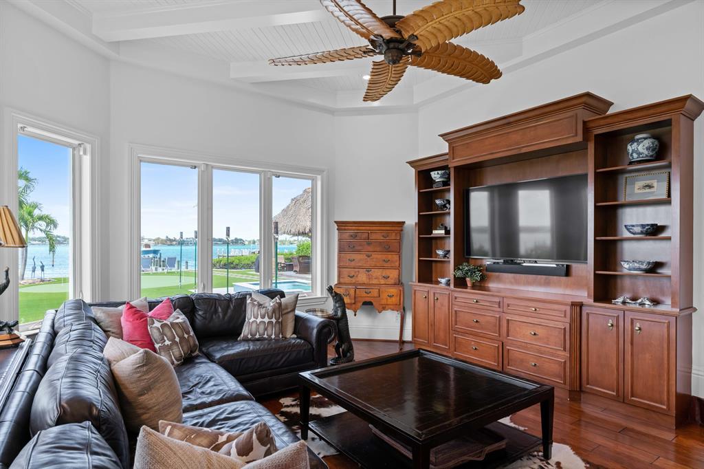 PERIGON POINT - Residential