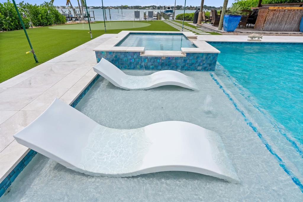 PERIGON POINT - Residential