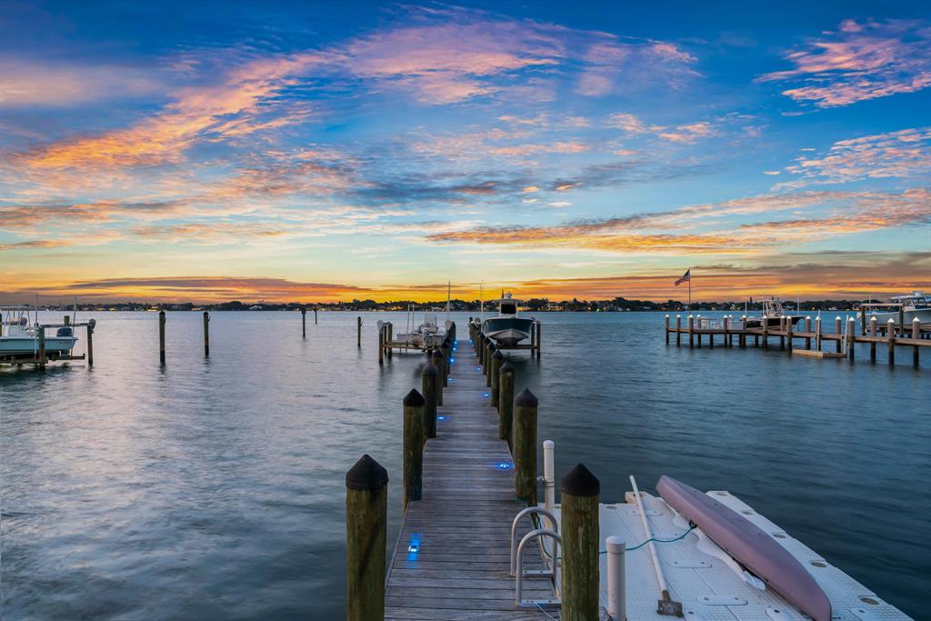 PERIGON POINT - Residential