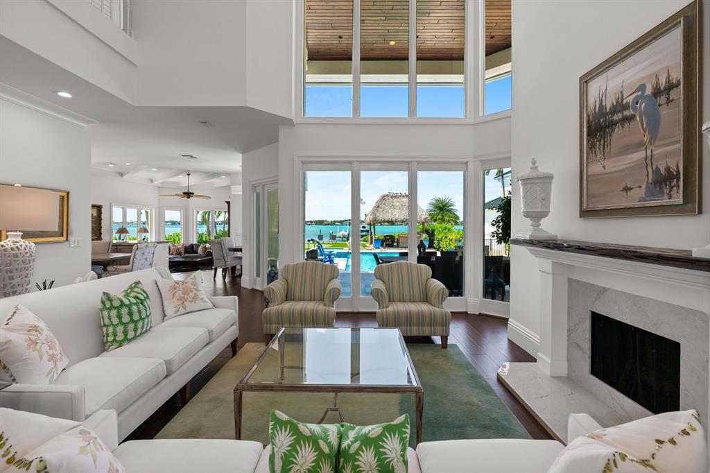 PERIGON POINT - Residential