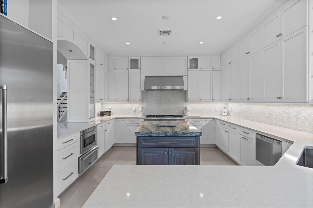 PERIGON POINT - Residential