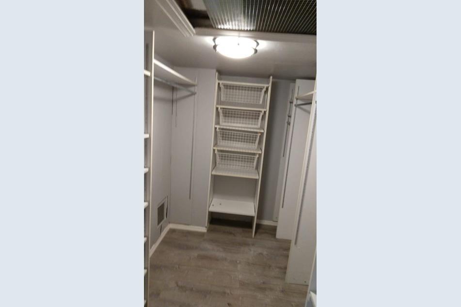 Carriage Club North - Residential Lease