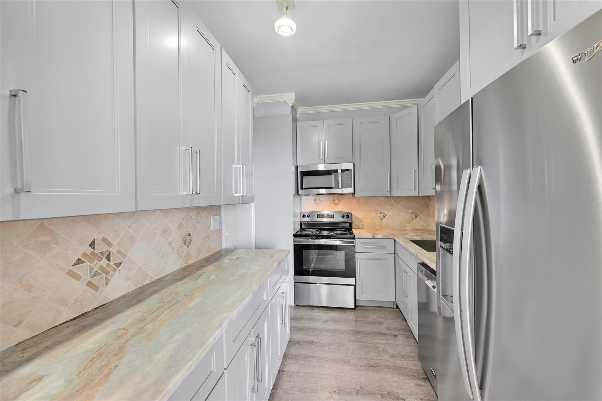 Carriage Club North - Residential Lease