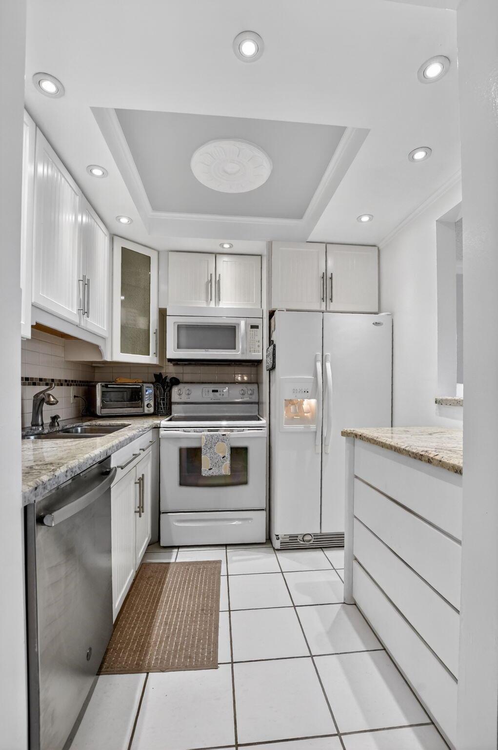 HARWOOD F CONDO - Residential