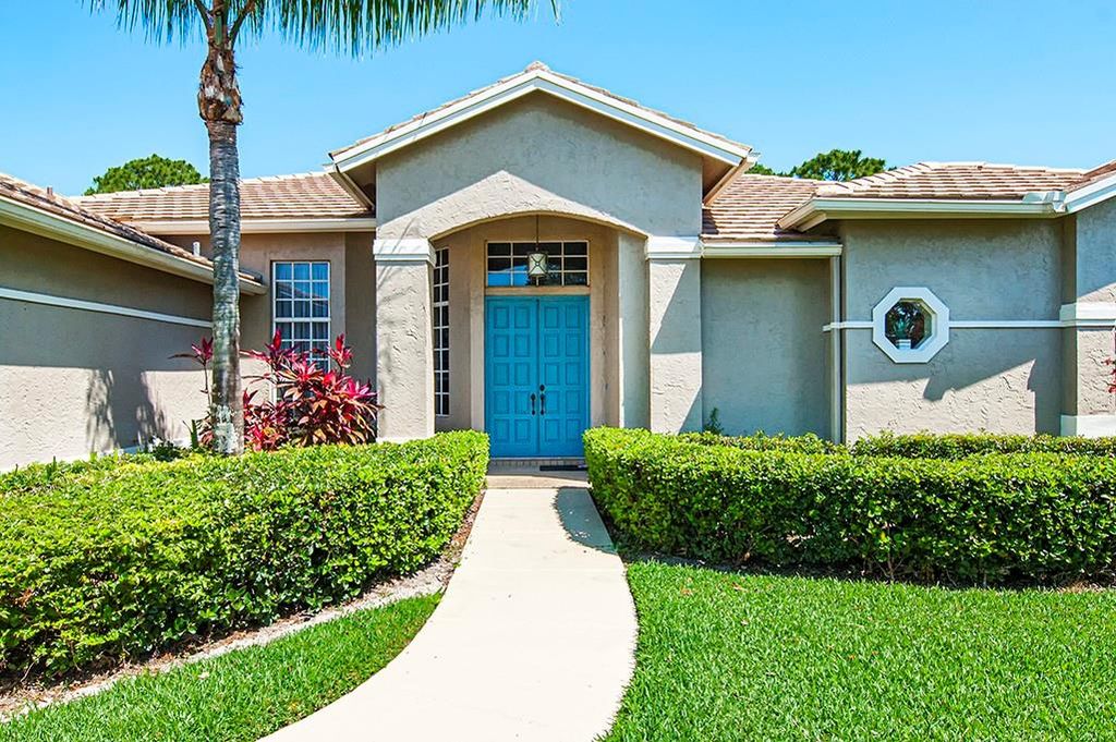 Photo of 9410 Bunting Lane, Fort Pierce, FL 34951 (MLS # F10498308)