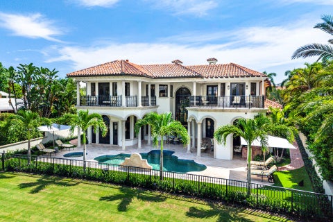 Tiny photo for 2055 Royal Palm Way, Boca Raton, FL 33432 (MLS # B26078017)