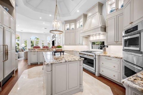 Tiny photo for 2055 Royal Palm Way, Boca Raton, FL 33432 (MLS # B26078017)