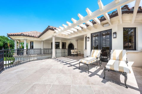 Tiny photo for 2055 Royal Palm Way, Boca Raton, FL 33432 (MLS # B26078017)