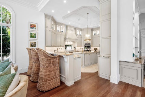 Tiny photo for 2055 Royal Palm Way, Boca Raton, FL 33432 (MLS # B26078017)