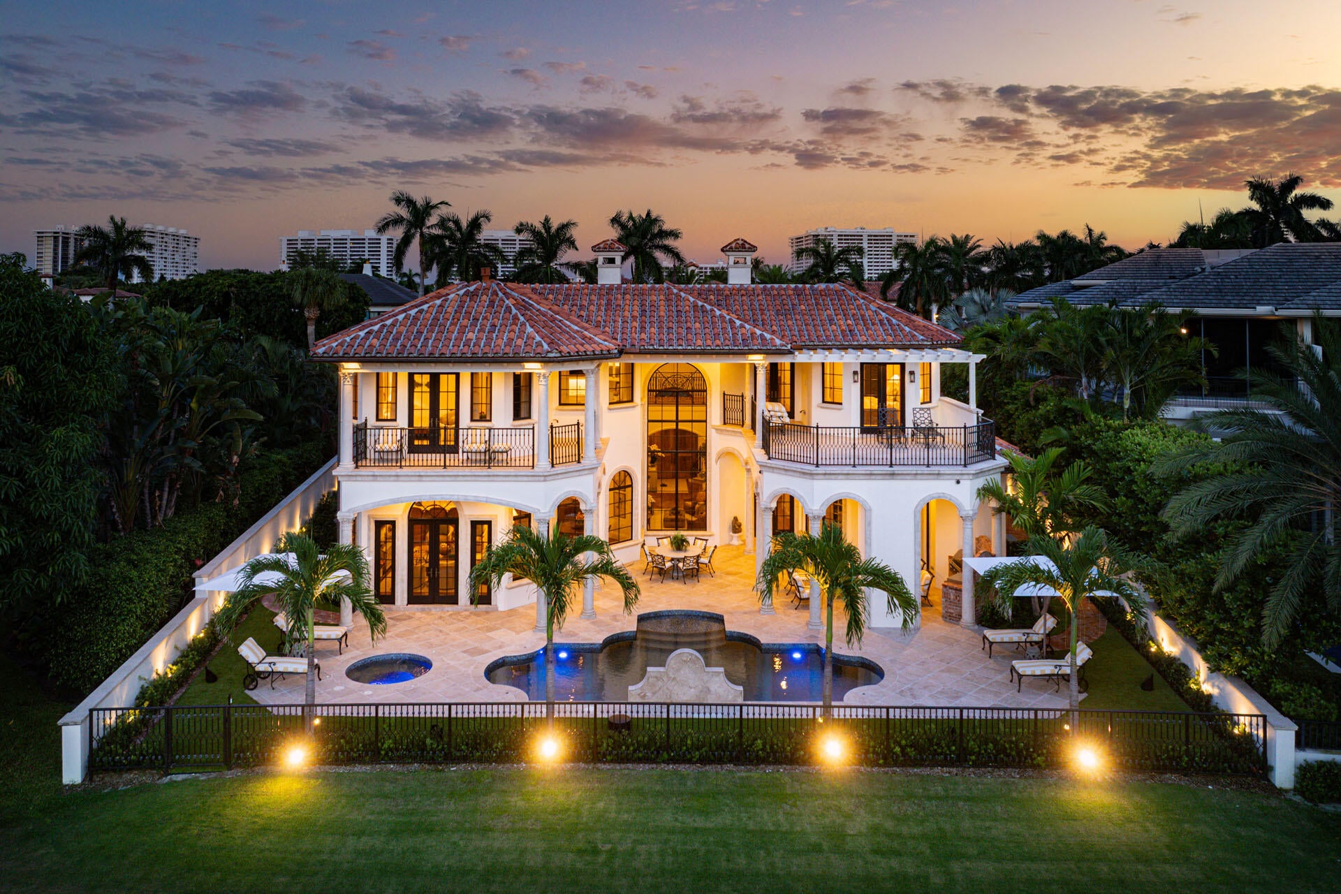 2055 Royal Palm Way