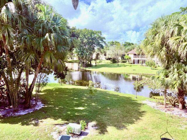 POND APPLE PLACE IV-B CON - Residential