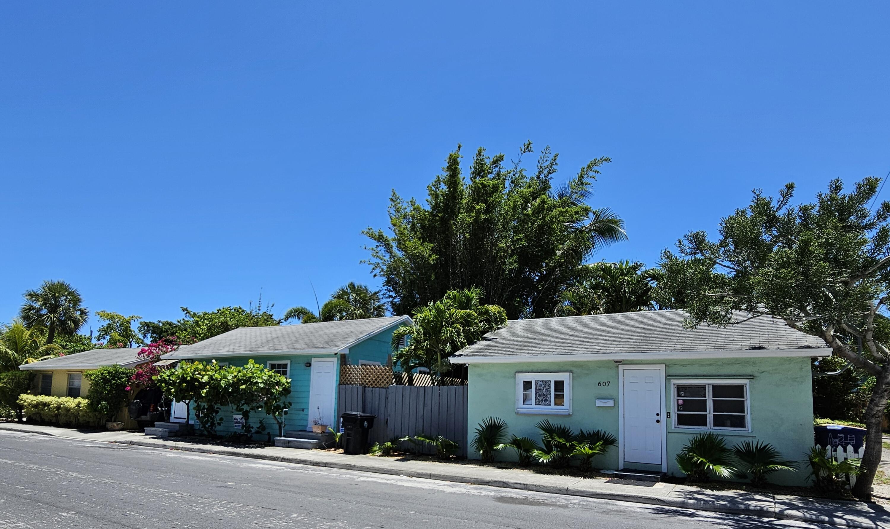 LAKE WORTH TOWN OF - Residential Income
