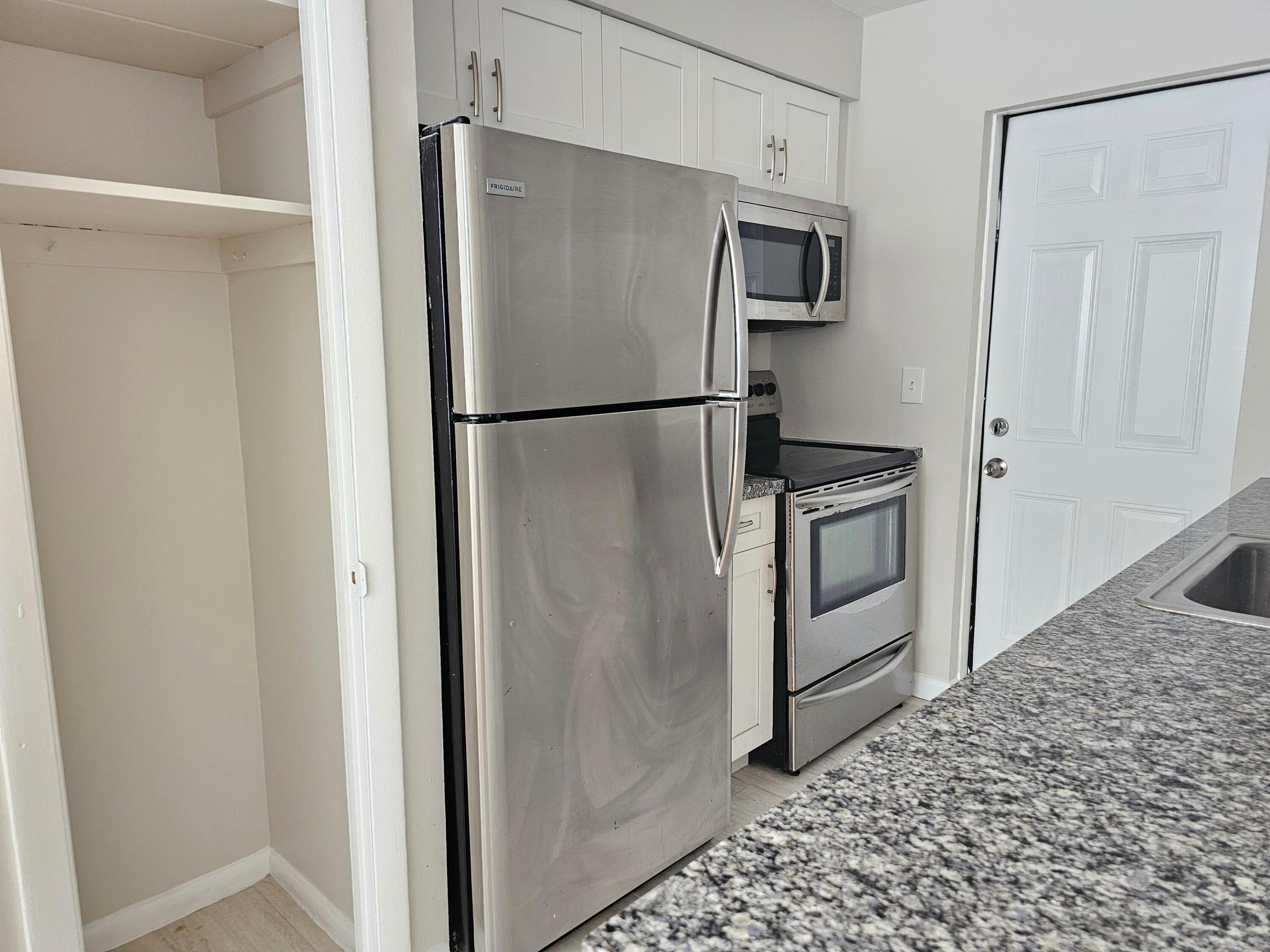 LAKE WORTH TOWN OF - Residential Income