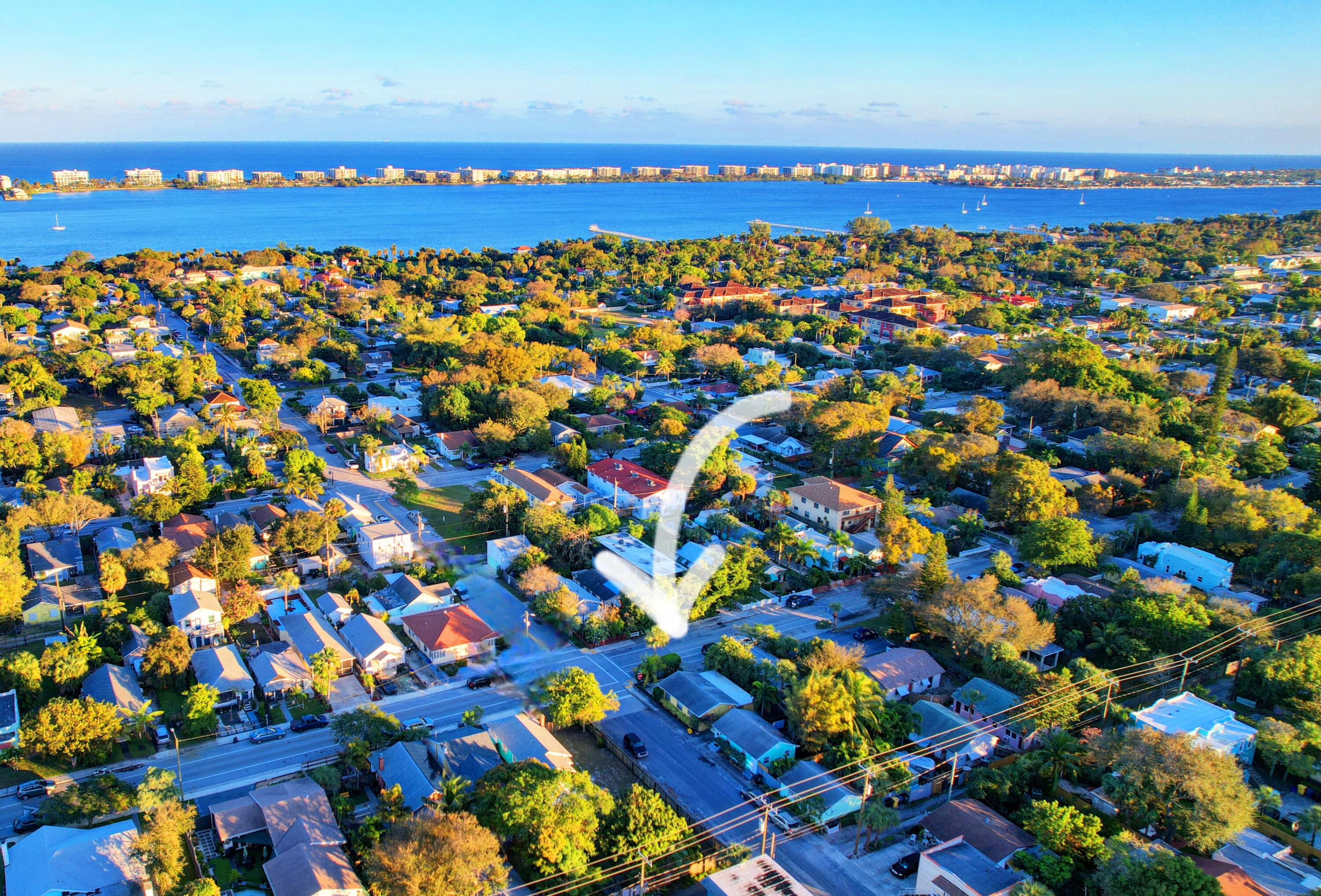 LAKE WORTH TOWN OF - Residential Income