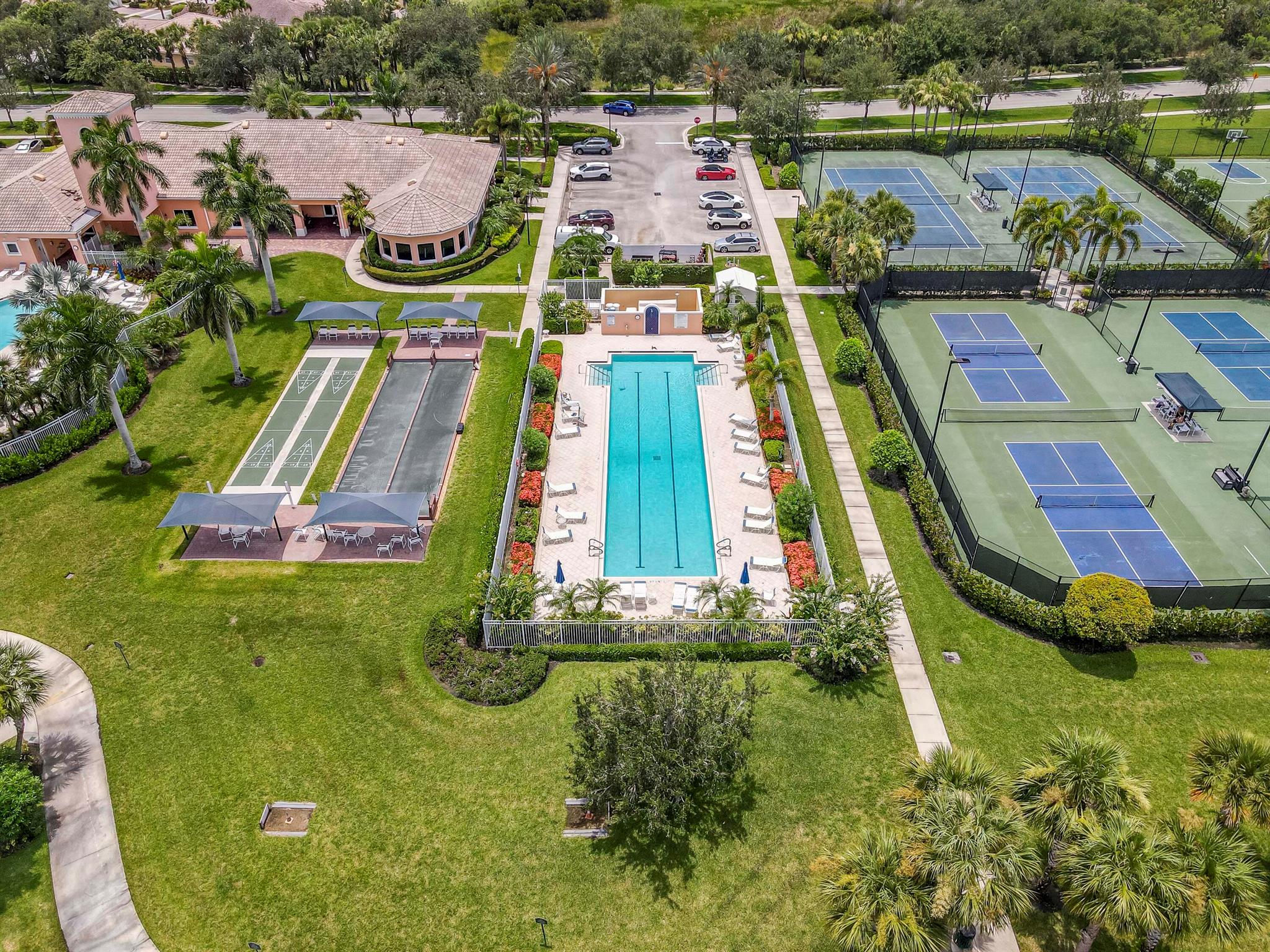 The Lakes At Tradition - Residential