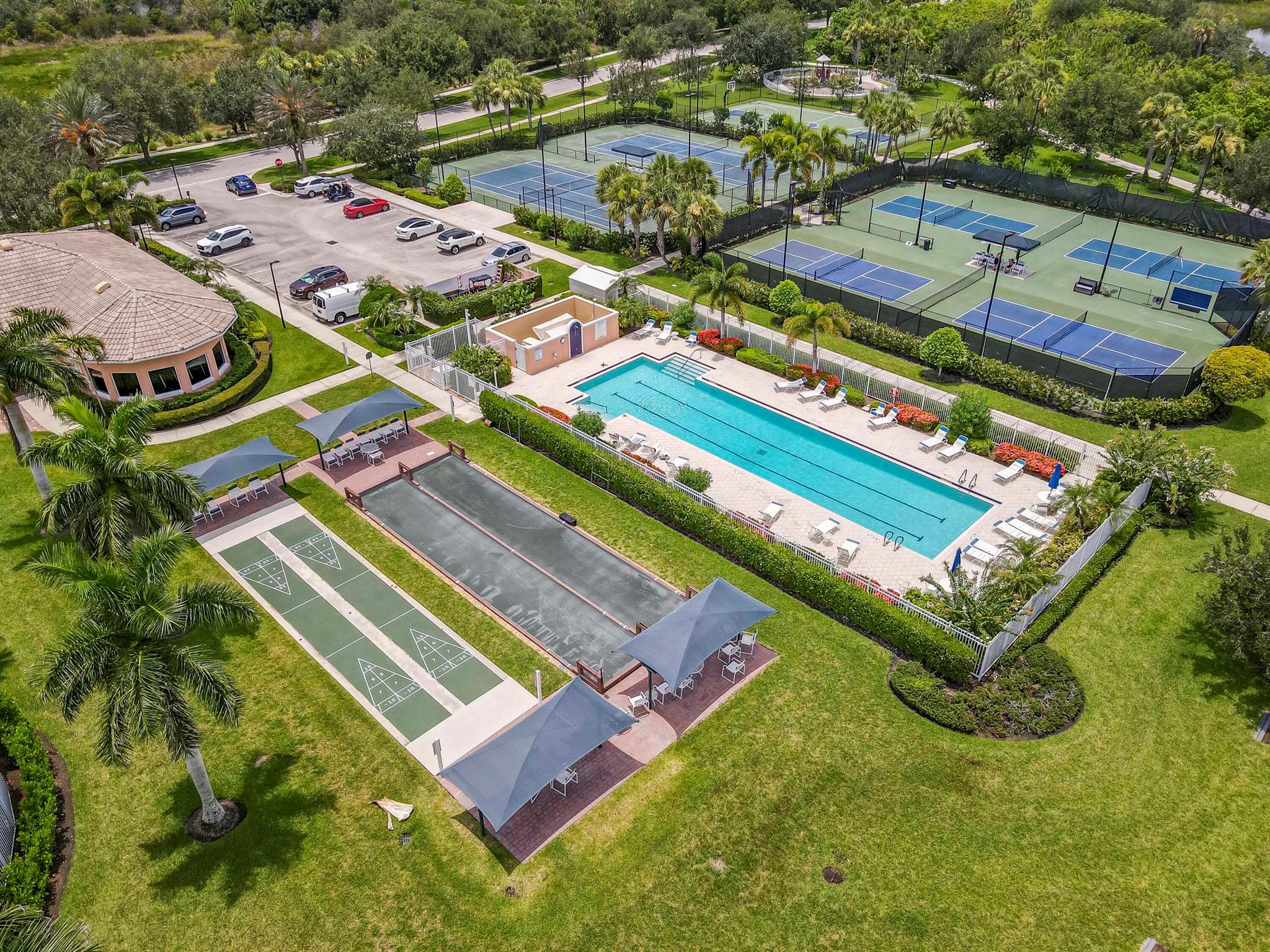 The Lakes At Tradition - Residential