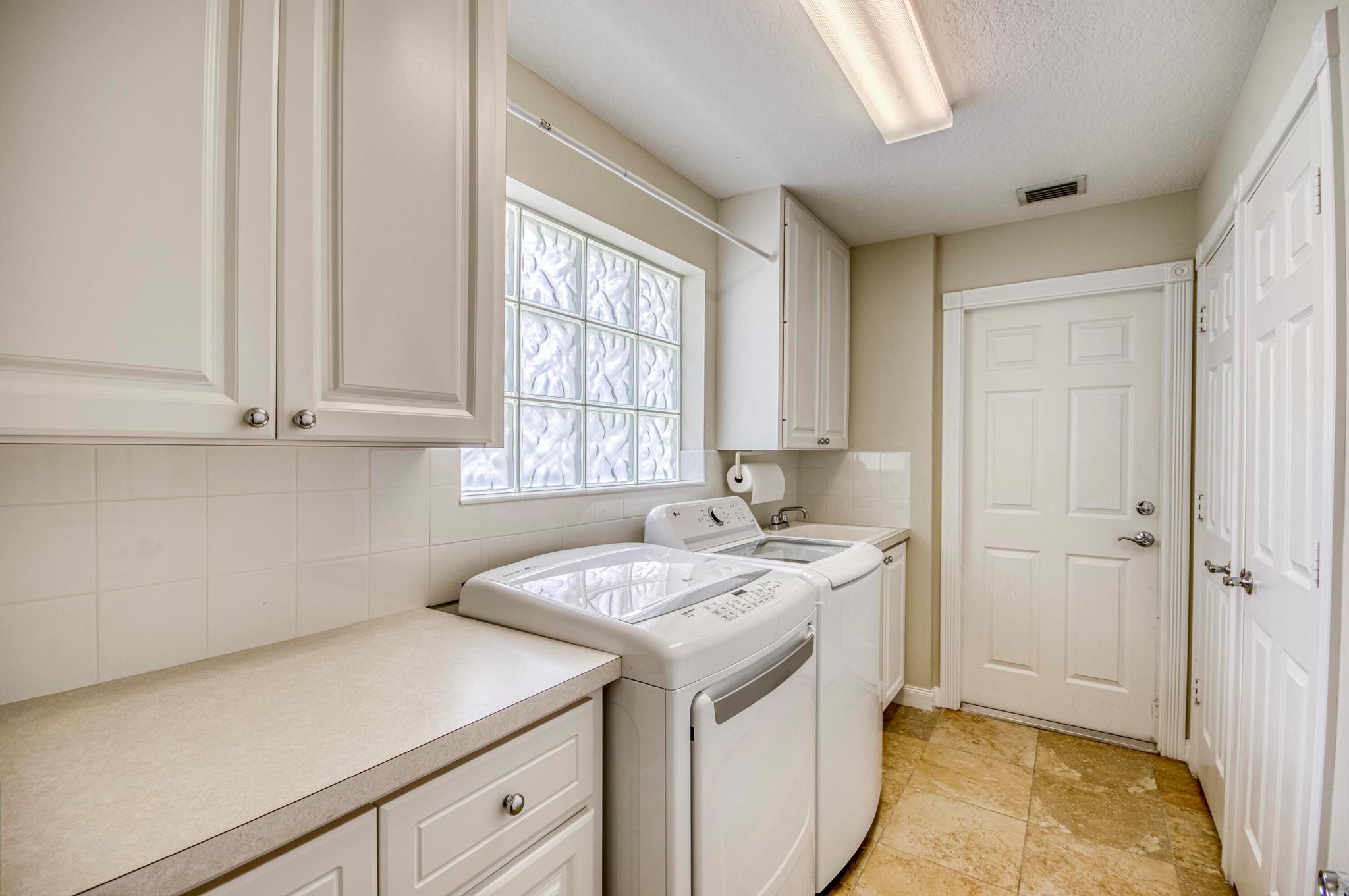 The Lakes At Tradition - Residential