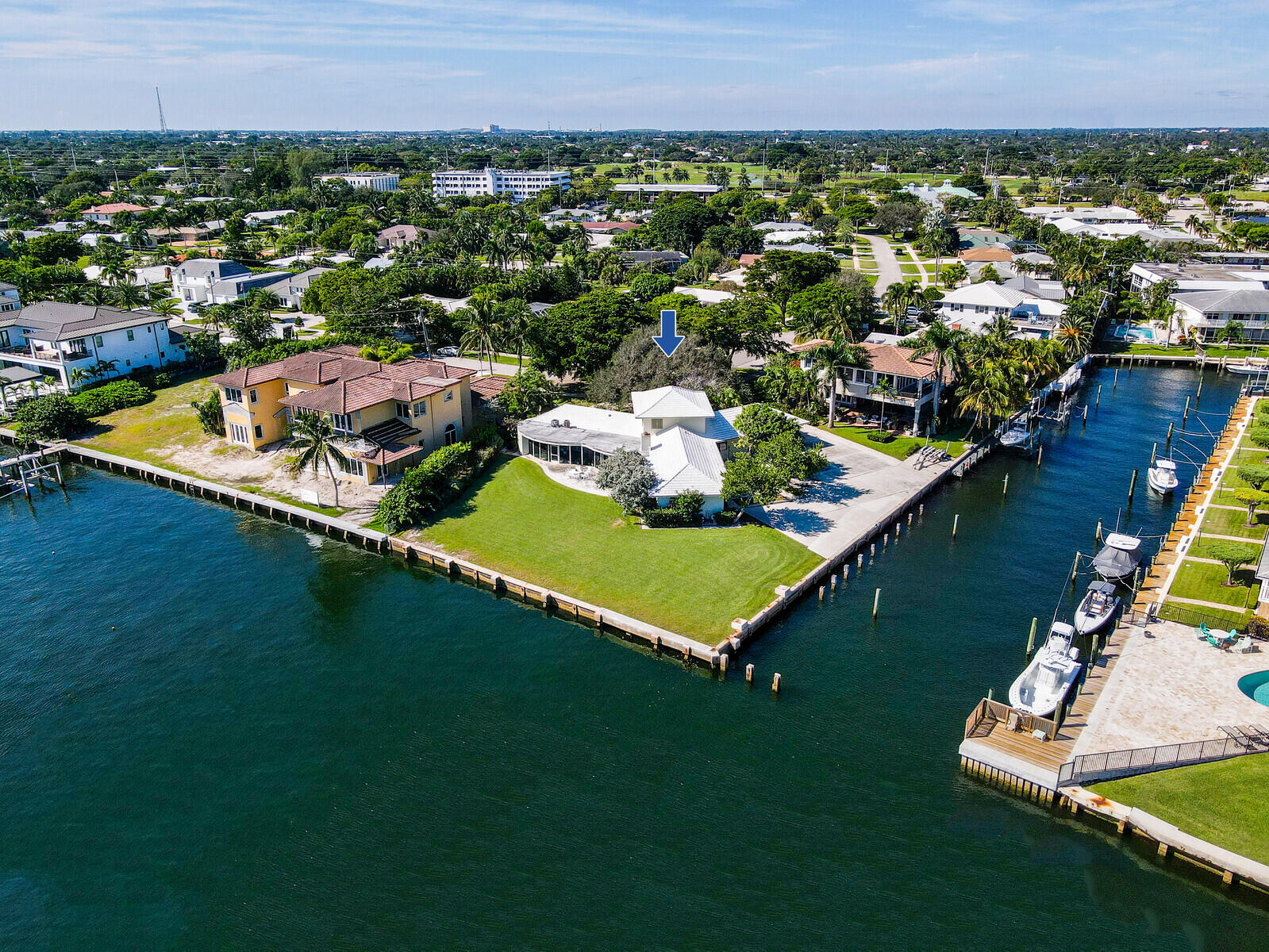 YACHT CLUB - Residential