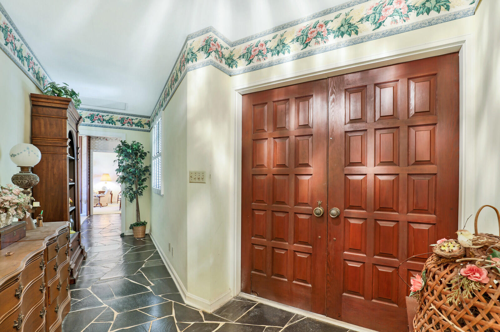 YACHT CLUB - Residential