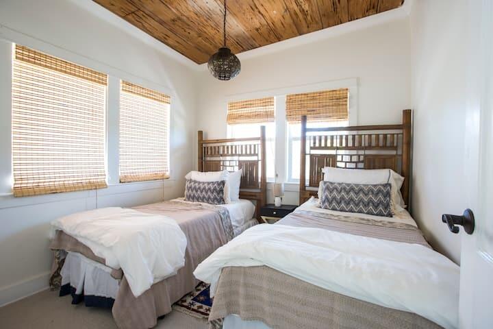 Forest Ridge Park - Residential Lease