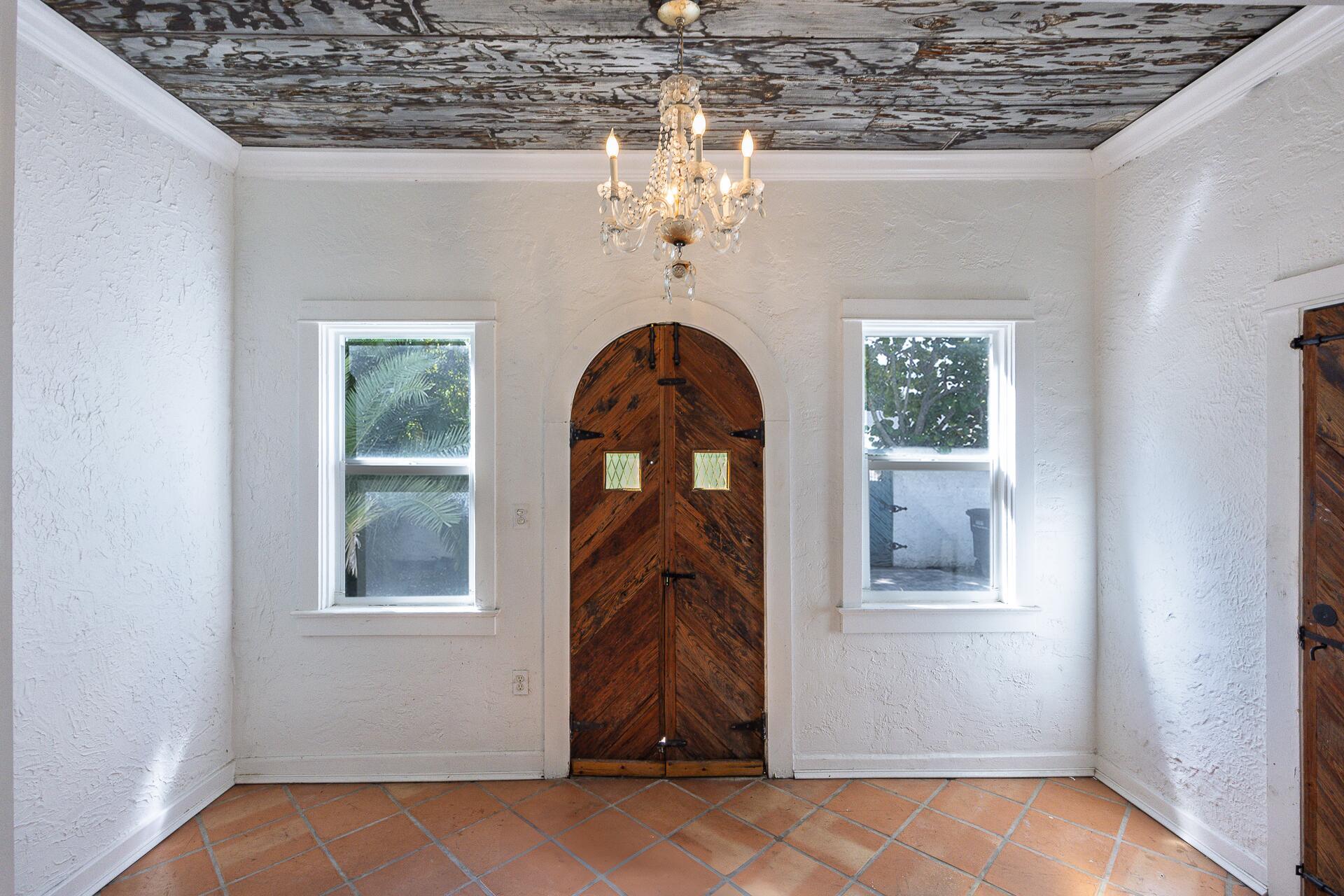 View photos, virtual tours, details... 717 Forest Hill Boulevard