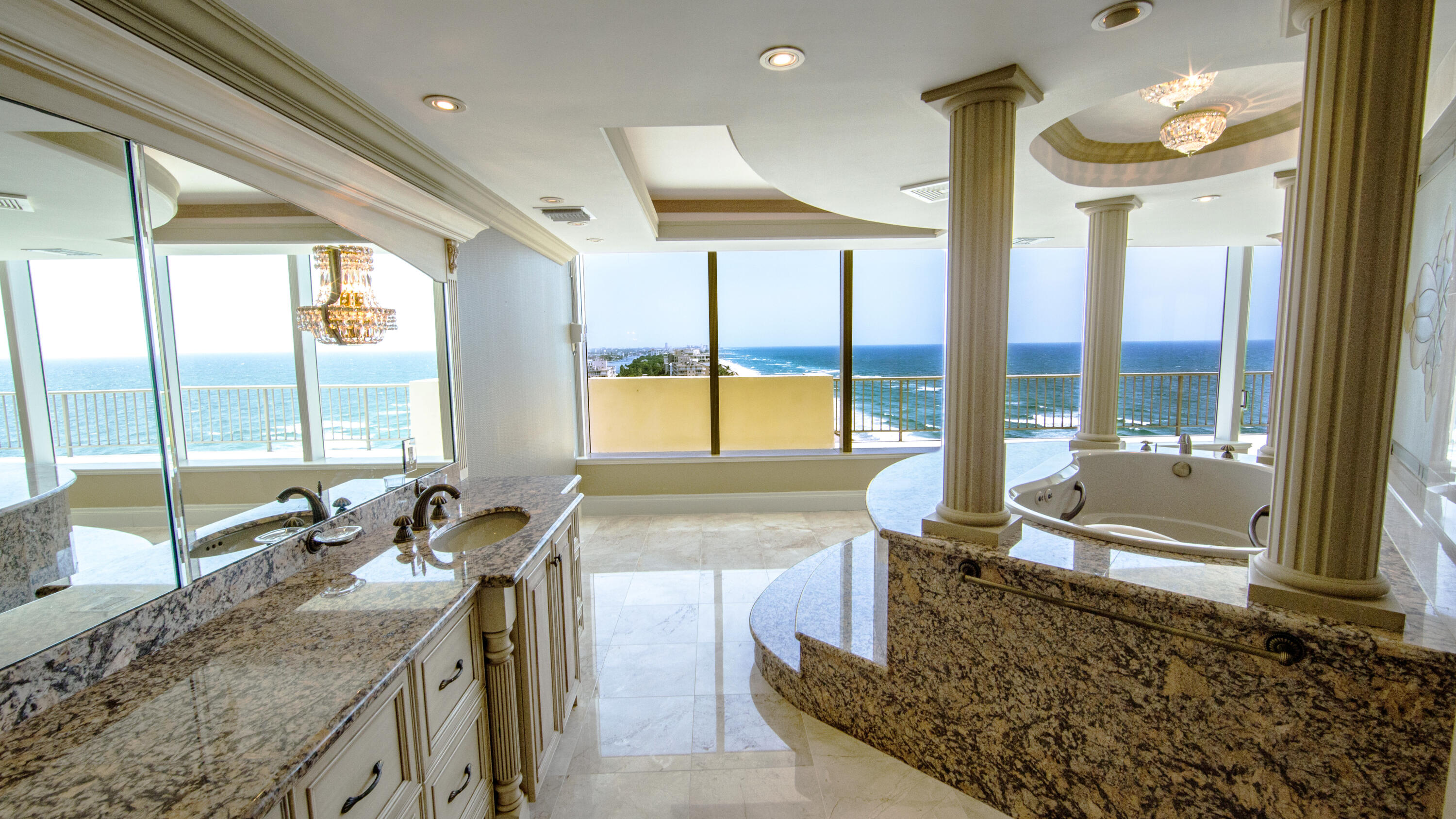 LANDMARK AT HILLSBORO CONDO - Residential