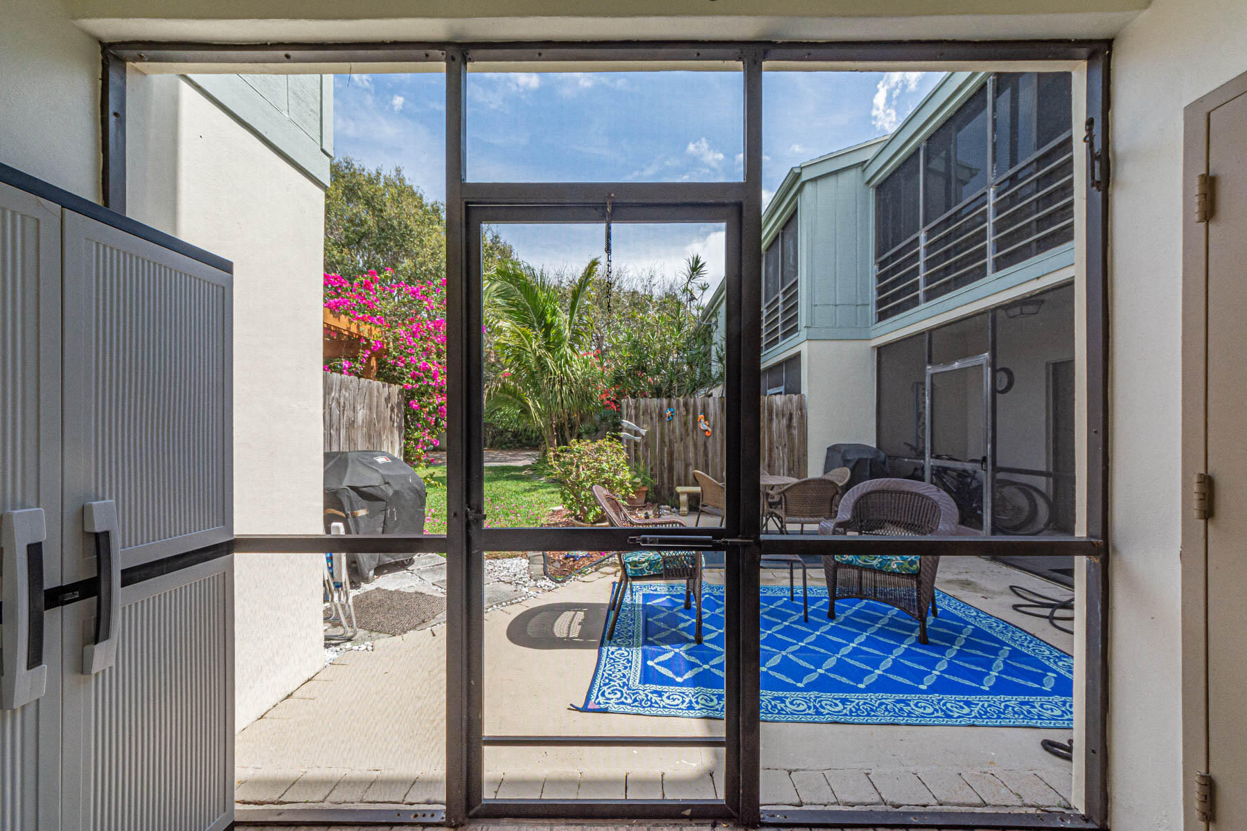 SEAHORSE BEACH - Residential Lease