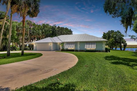 Single Family Residence in Okeechobee FL 8888 Us Highway 441 1.jpg