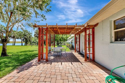 A home in Okeechobee