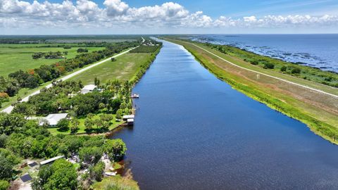 A home in Okeechobee