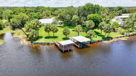 A home in Okeechobee