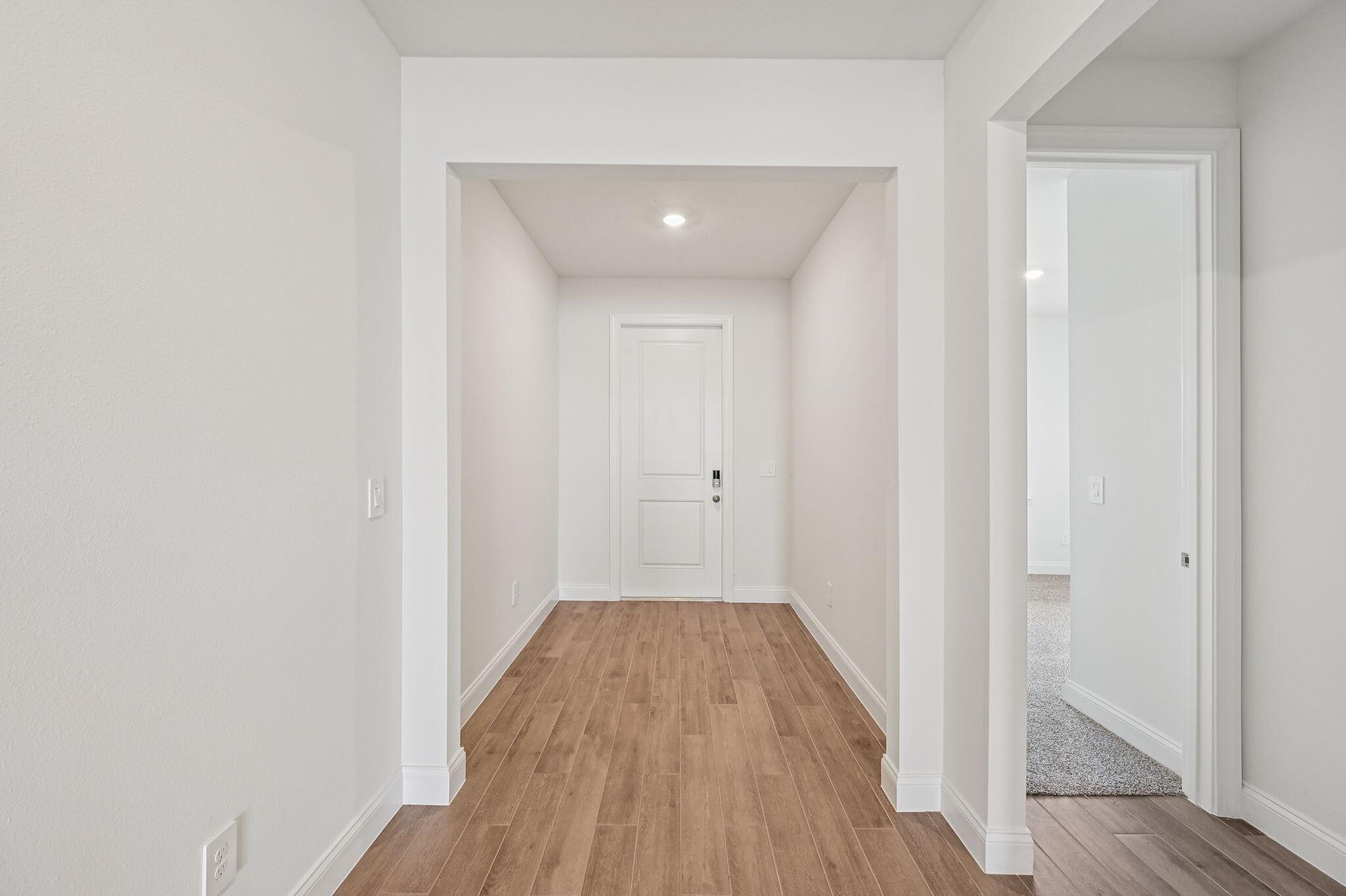5762 Hampton Park Circle