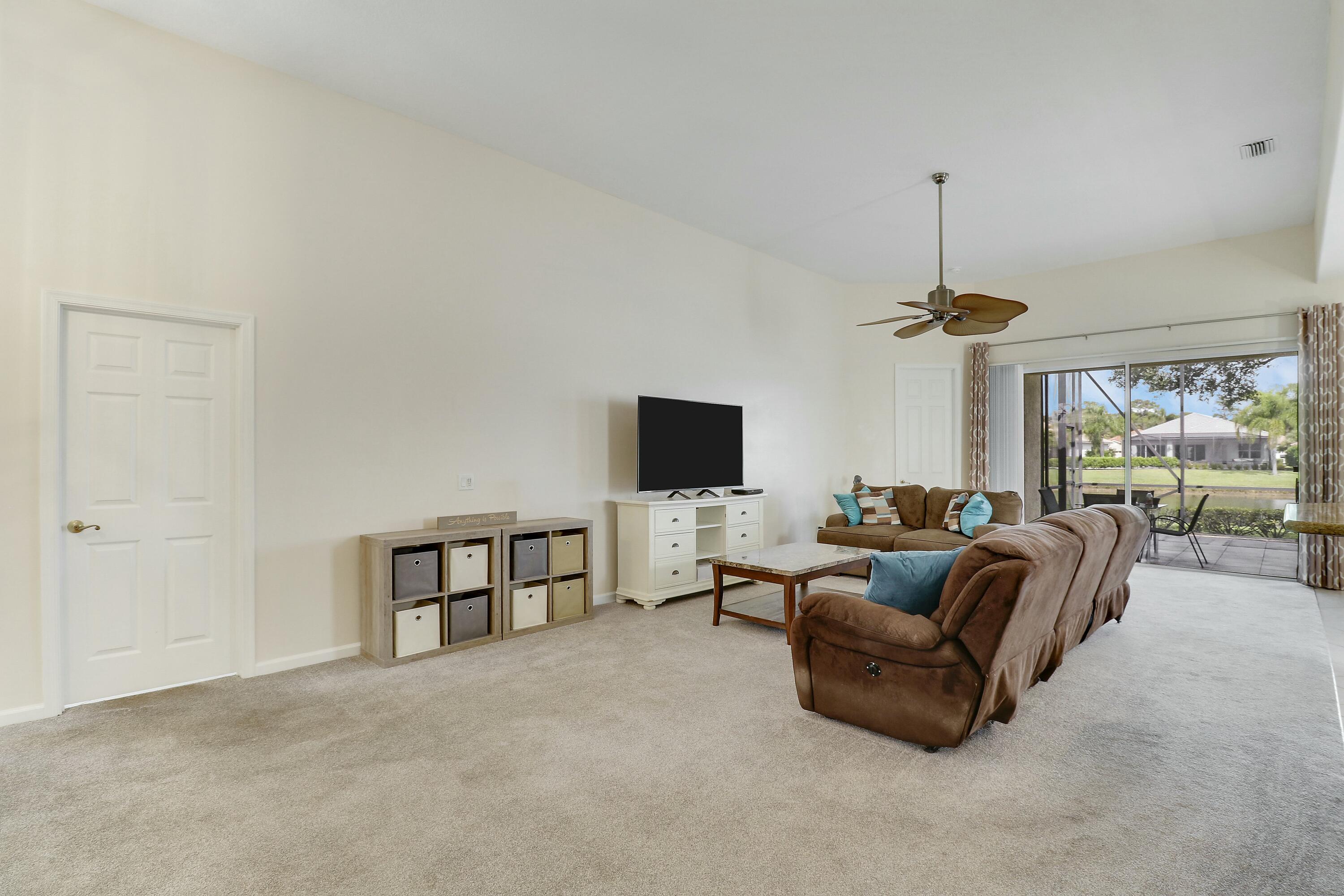 POD 28 AT THE RESERVE - Residential