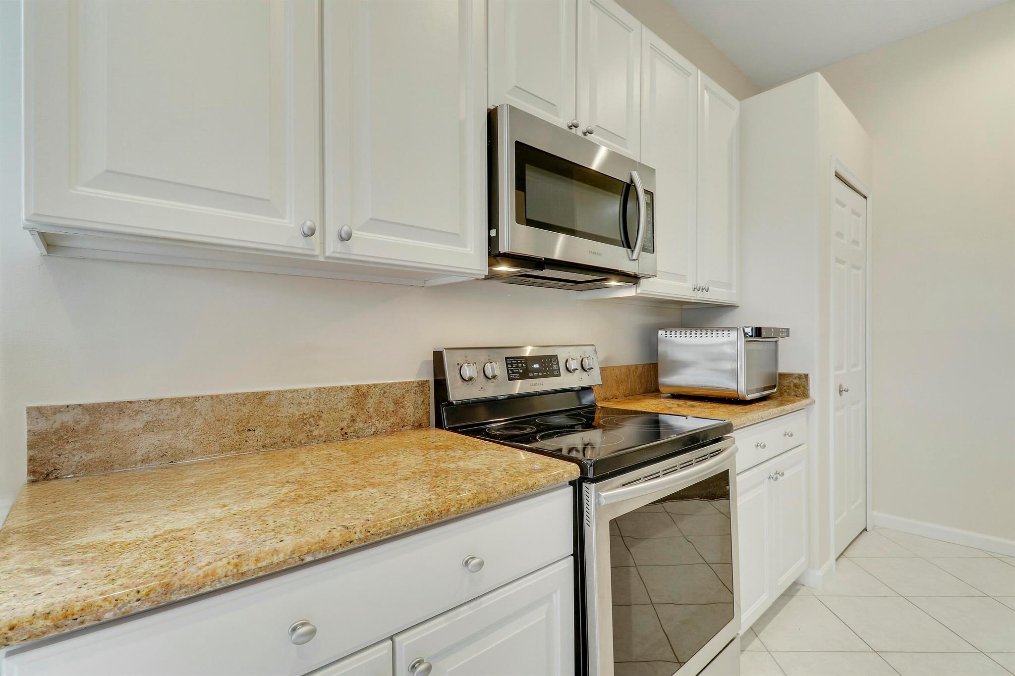 POD 28 AT THE RESERVE - Residential