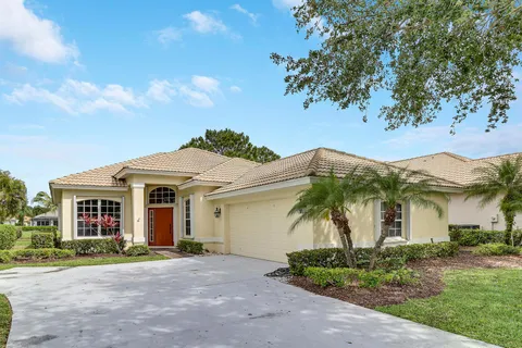 8513 Belfry Place, Port St Lucie, FL MLS: R11084927