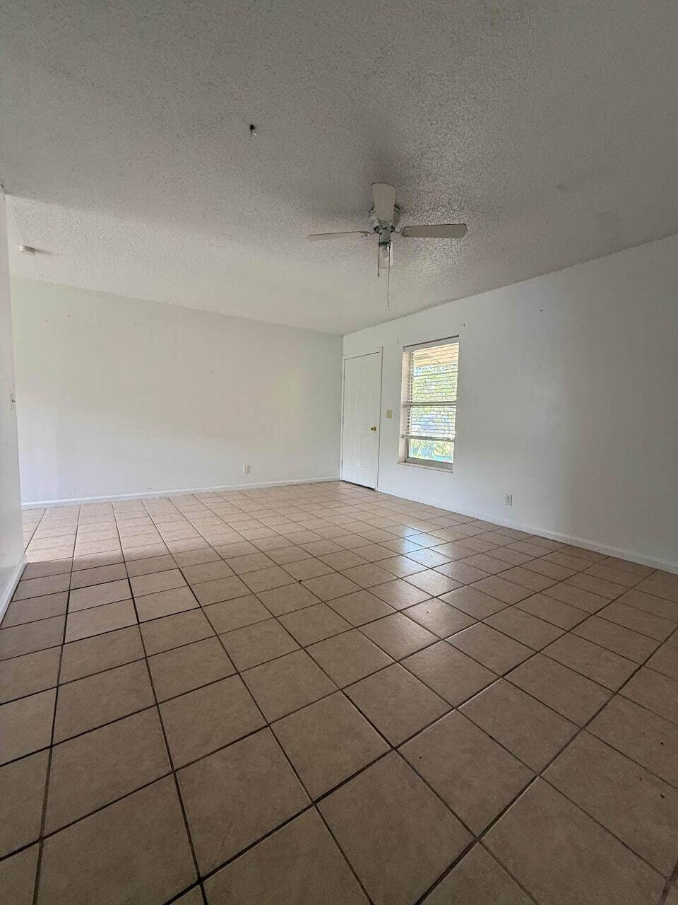 Charming 2-bedroom, 1-bath unit just 1.5 miles from the beach. Located in a family-friendly area with great schools and parks nearby. Enjoy the convenience of no HOA, parking in front of the unit, and a small patio in the back. Utilities are not included in rent. No washer/dryer in the unit, installation of a personal w/d inside the unit is not permitted. The exterior of the building may not appeal to everyone, please drive by before scheduling a showing.